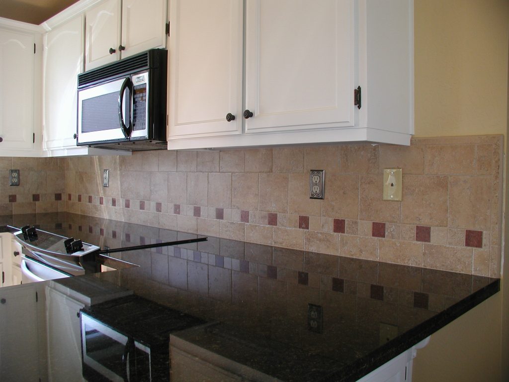 Kitchen Backsplash & Countertop