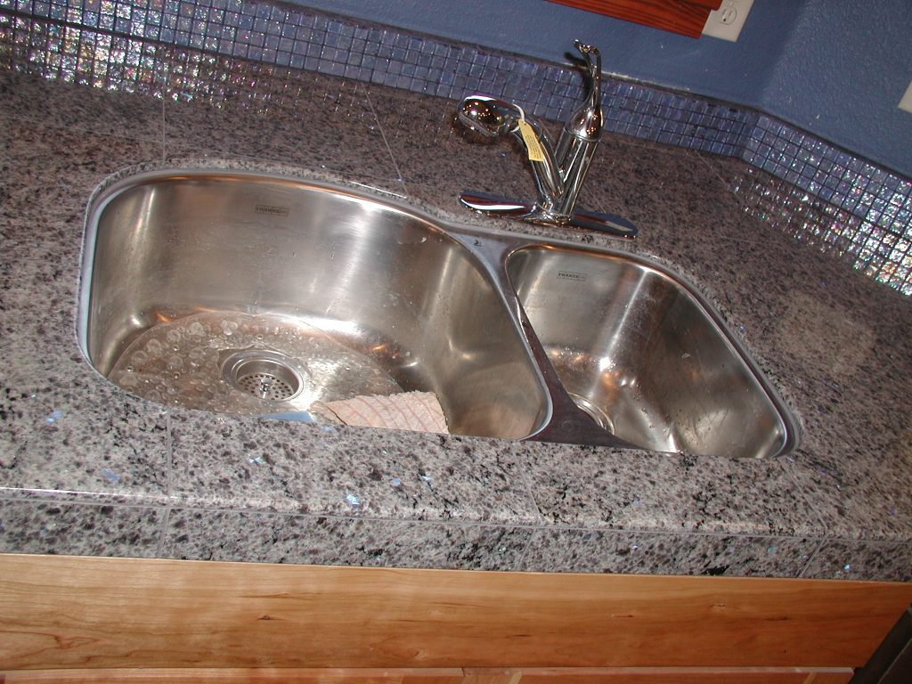Kitchen Backsplash & Countertop